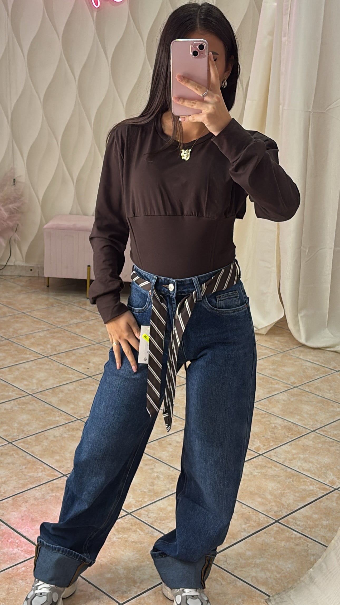 Jeans ballon con piegone cravatta rimovibile