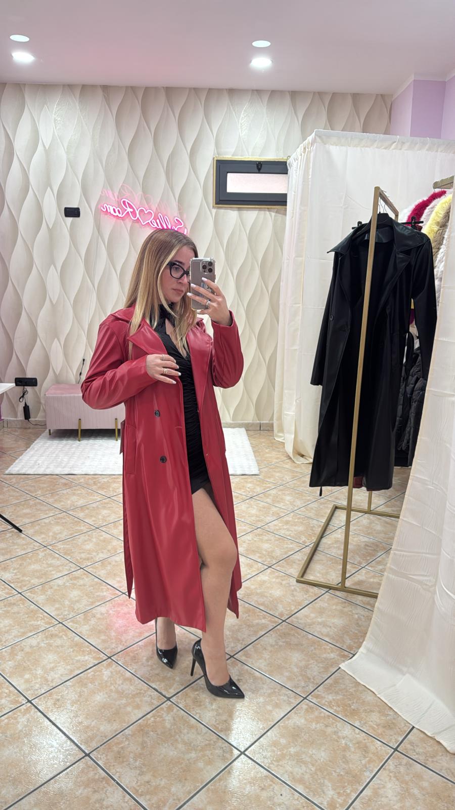 Trench in pelle