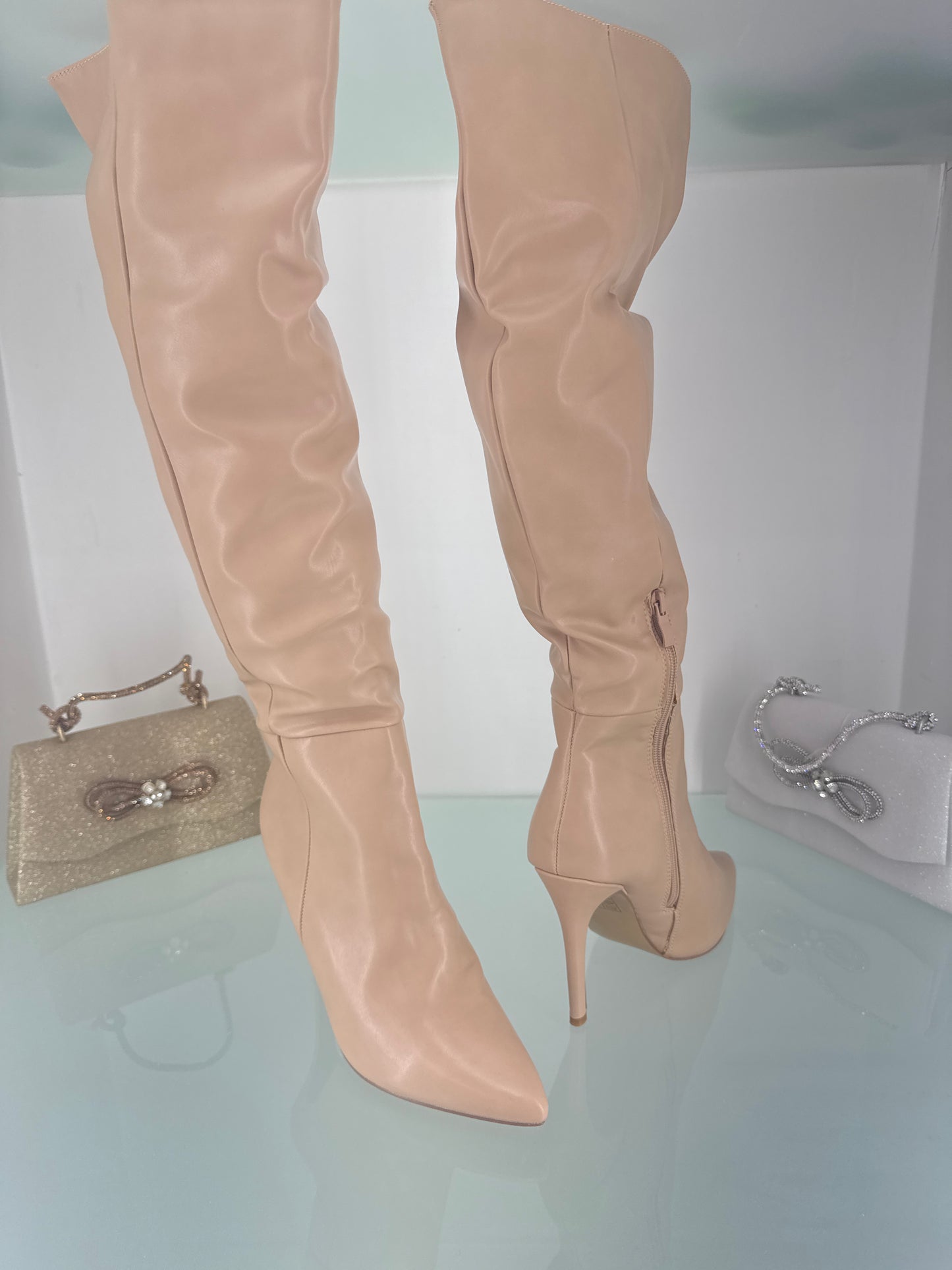 Stivali beige alti cod 9557