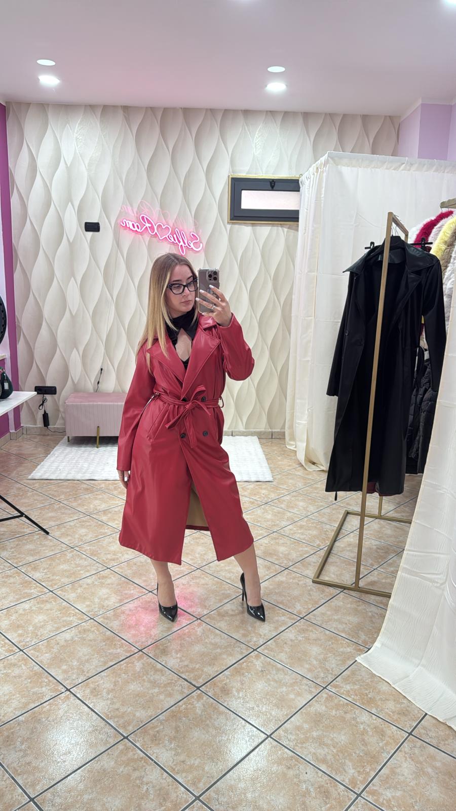 Trench in pelle