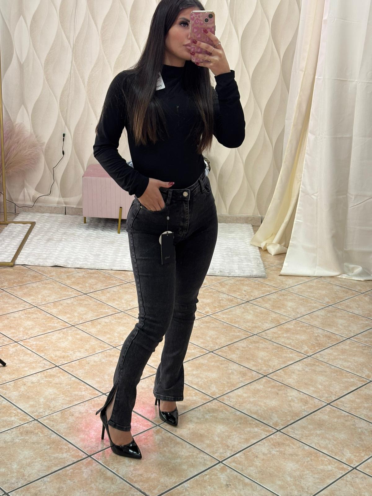 Jeans alta vita modello push up cod at 019