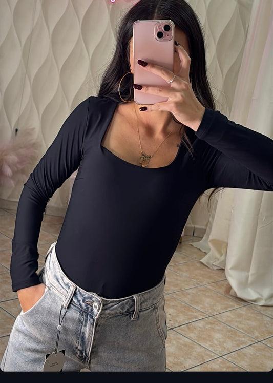 Body scollo quadrato