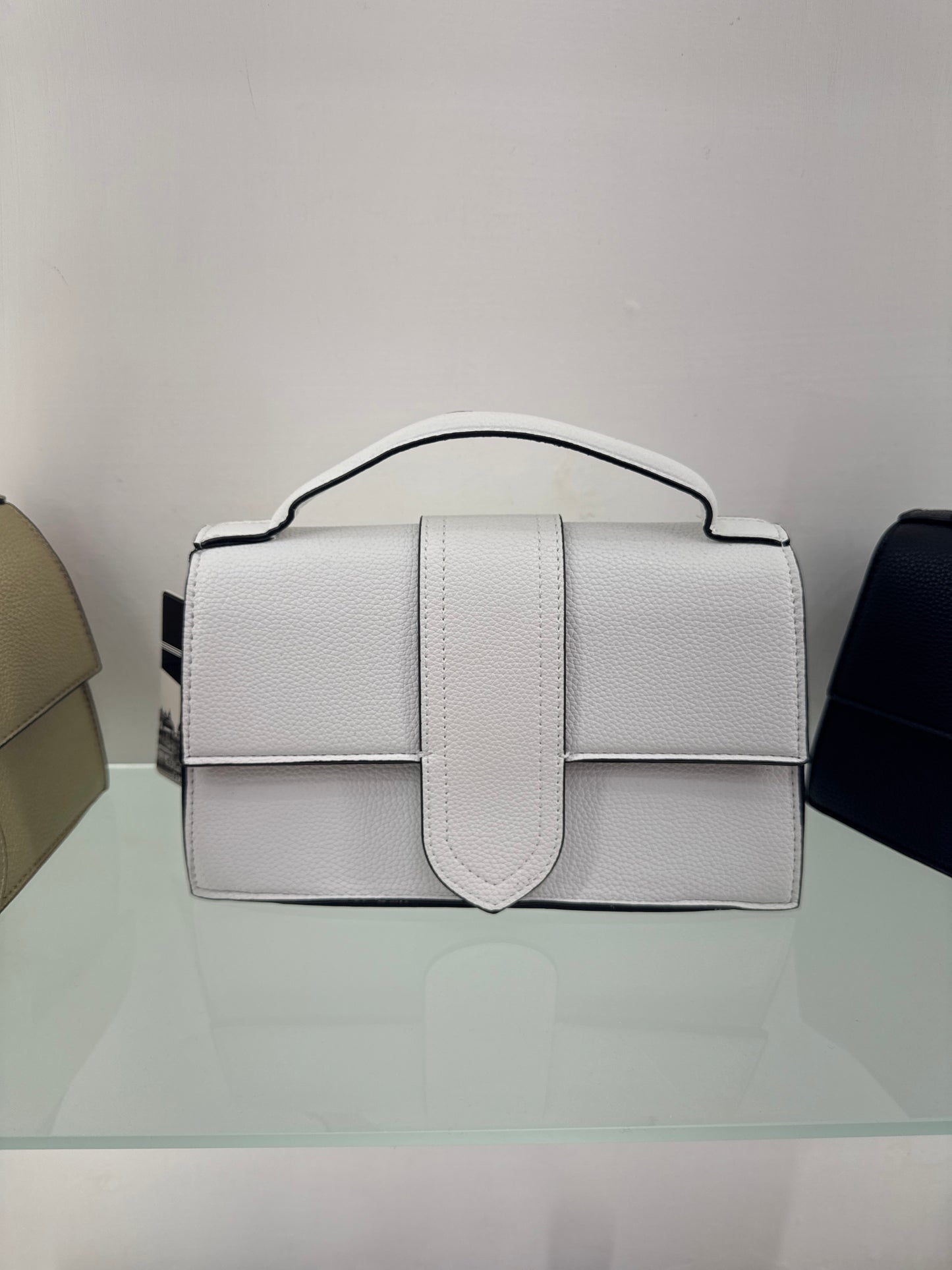 Borsa modello jacquemus