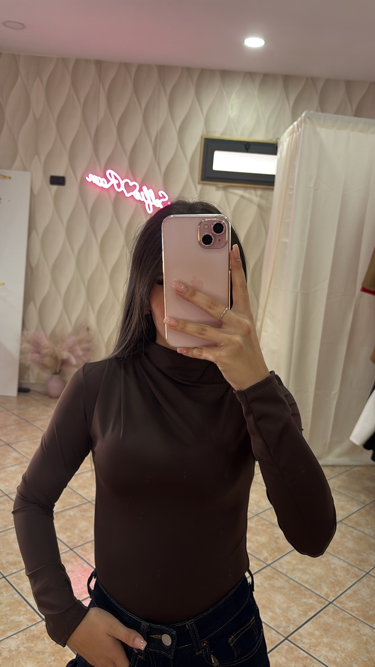 Body Rihanna girocollo